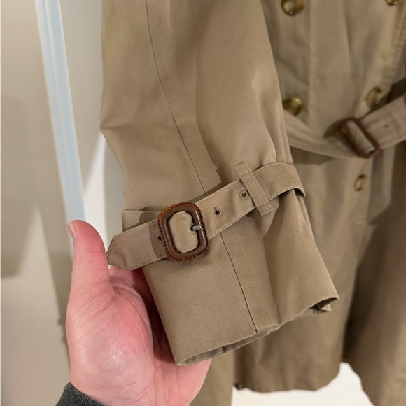 Burberry Tan Double-Breasted Trench Coat - Picture 3 of 8
